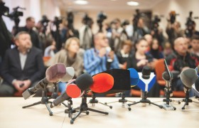 persconferentie met publiek 950x635.jpg