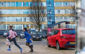 Logeion-leden ah werk Kaoutar Overvecht 705x220.jpg