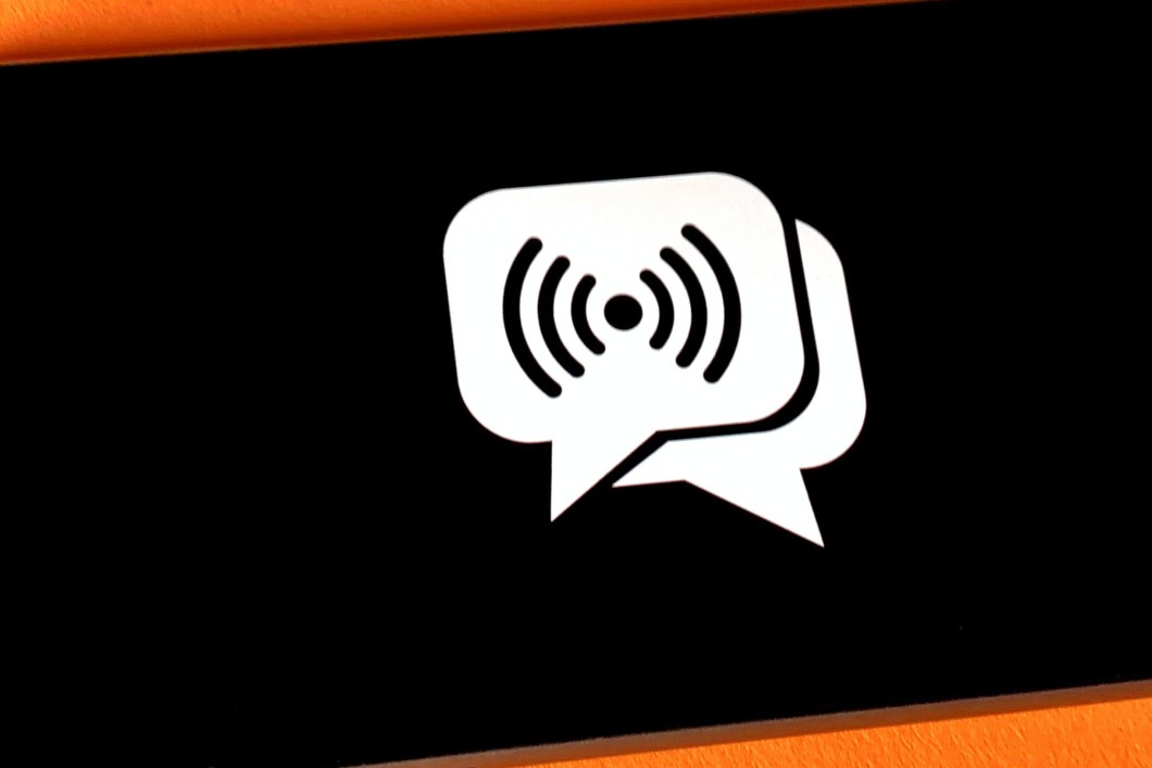 Telefoon, chat, online 705x220.jpg