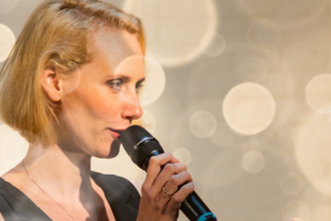 EvaBrouwer-Microfoon.jpg