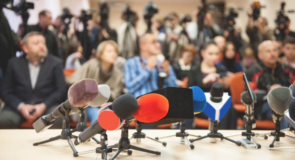 persconferentie met publiek 950x635.jpg
