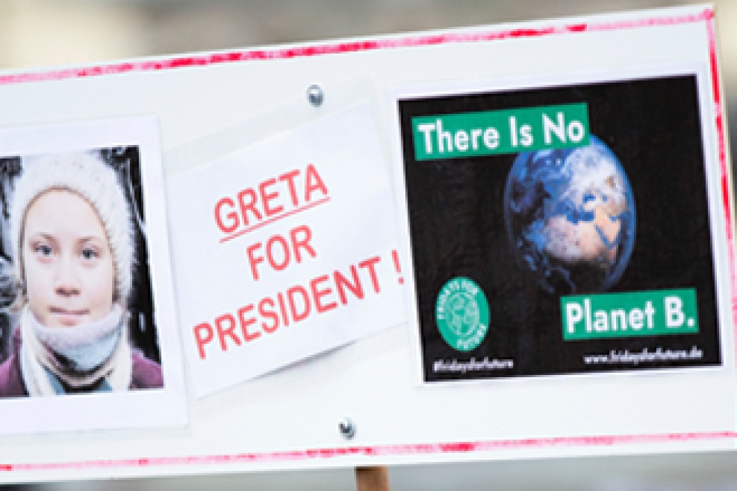 Greta Thunberg 705x220.jpg